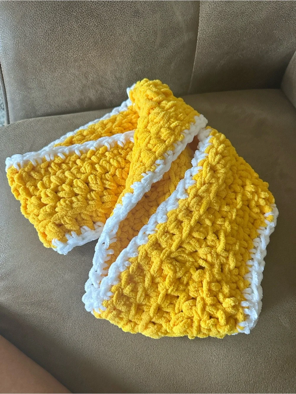 Cozy Yellow Plush Infinity Scarf with White Trim